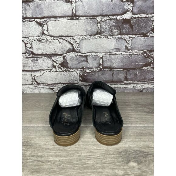 Free People At Ease Black Leather Loafer Slip On Classic Mules Women Sz 38.5EU/8 - Picture 4 of 16